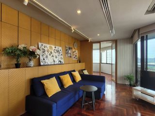 For rent 2 bed condo in Khlong Toei, Bangkok
