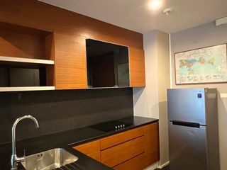 For rent 2 bed condo in Khlong Toei, Bangkok