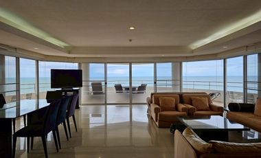 For sale 4 bed condo in Hua Hin, Prachuap Khiri Khan