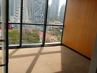 For rent 1 bed office in Pathum Wan, Bangkok