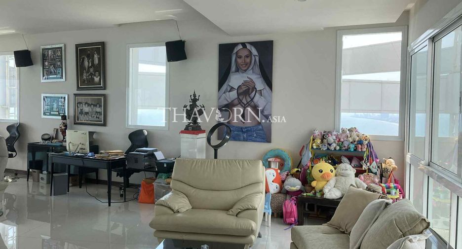 Condo en venta de 4 habitaciones en Sattahip, Chonburi