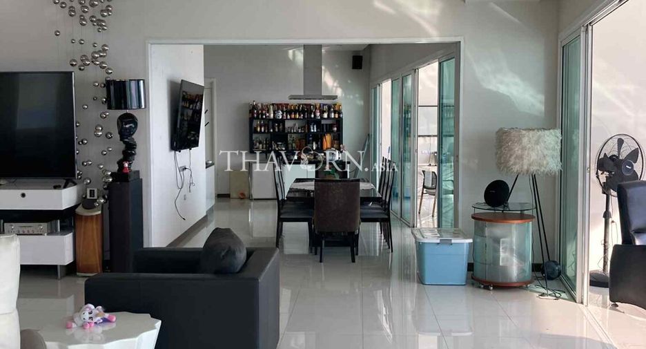Condo en venta de 4 habitaciones en Sattahip, Chonburi