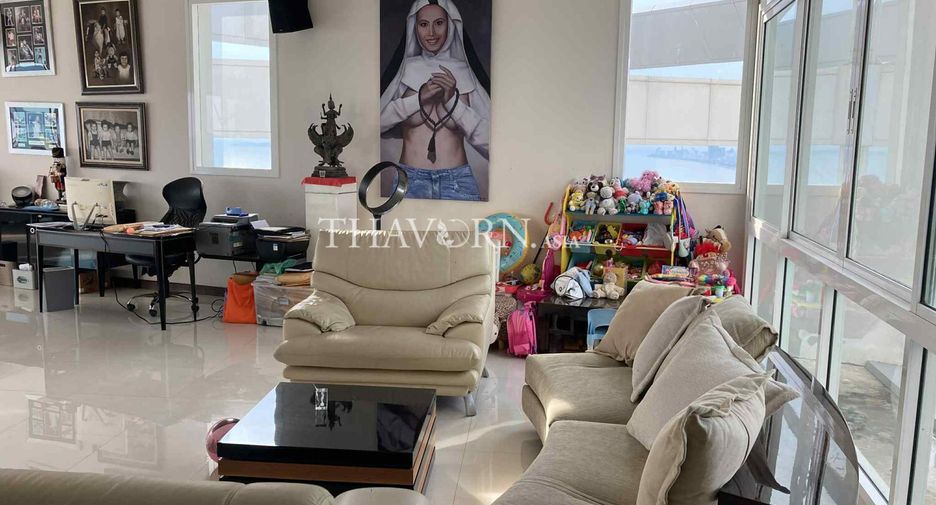 Condo en venta de 4 habitaciones en Sattahip, Chonburi