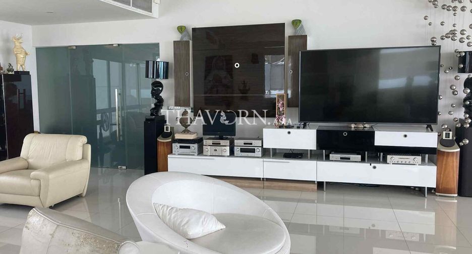 Condo en venta de 4 habitaciones en Sattahip, Chonburi
