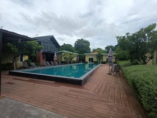 For sale 32 bed hotel in Bang Lamung, Chonburi