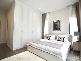 For sale 5 bed villa in Bang Phli, Samut Prakan