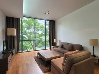 For rent 2 bed condo in Khlong Toei, Bangkok