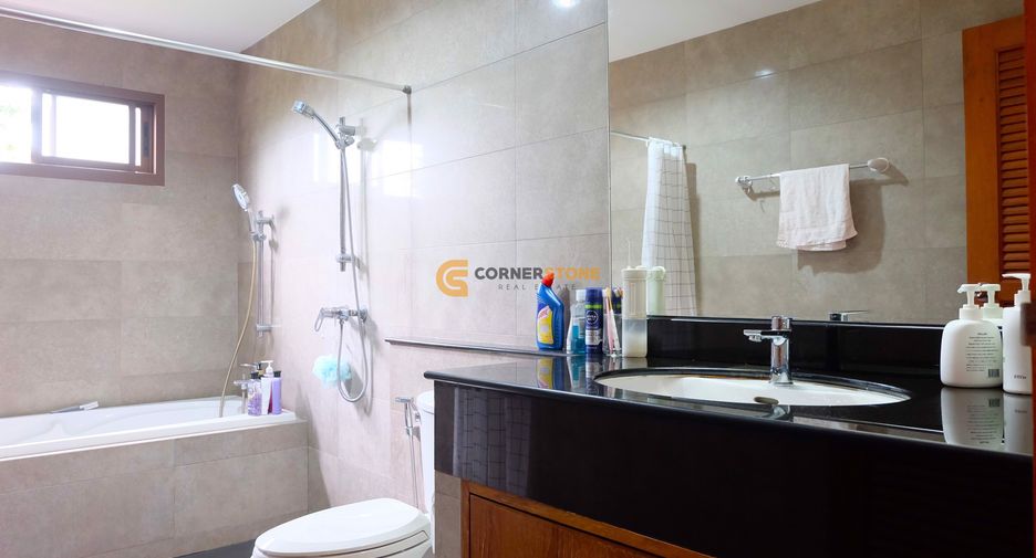 For sale 3 ベッドルーム house in Huay Yai, Pattaya