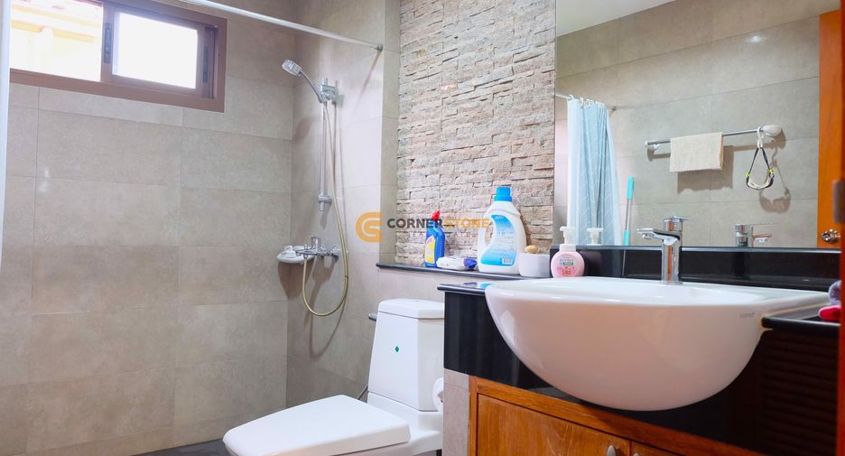 For sale 3 ベッドルーム house in Huay Yai, Pattaya
