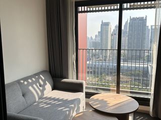 For rent 1 bed condo in Huai Khwang, Bangkok