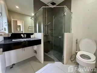 For rent 3 bed condo in Khlong San, Bangkok