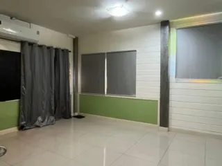For rent 5 Beds house in Din Daeng, Bangkok