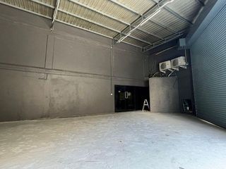 For rent そして for sale retail Space in Din Daeng, Bangkok