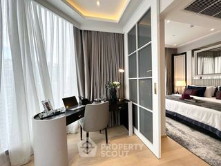 For sale 3 bed condo in Huai Khwang, Bangkok