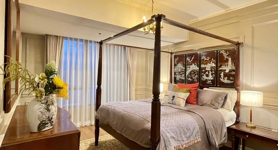 For rent 3 bed condo in Khlong San, Bangkok