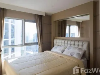 For sale 2 bed condo in Huai Khwang, Bangkok
