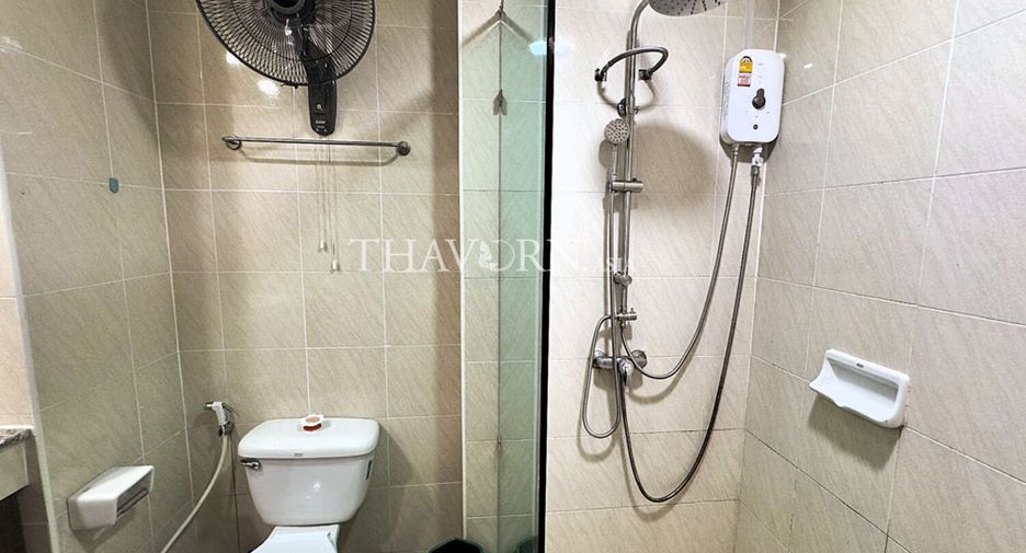 For sale studio condo in Bang Lamung, Chonburi
