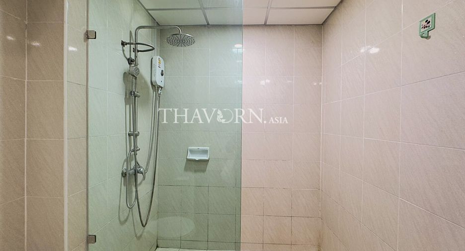 For sale studio condo in Bang Lamung, Chonburi