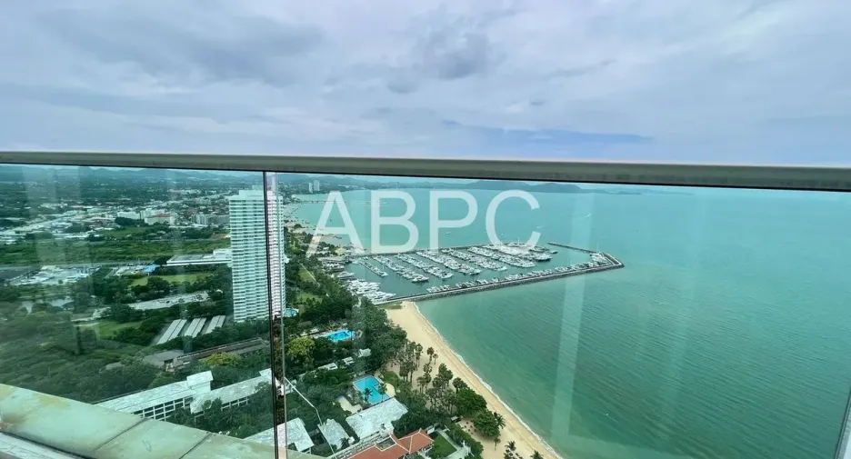 Продажа 4 спальни кондо в Na Jomtien, Паттайя