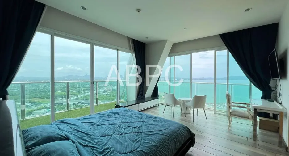 Продажа 4 спальни кондо в Na Jomtien, Паттайя
