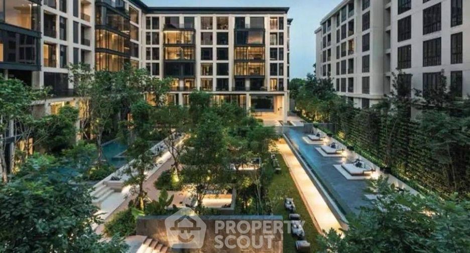 For sale 2 bed condo in Watthana, Bangkok