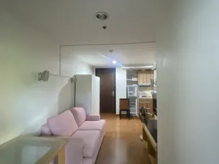 For rent 1 bed condo in Phra Khanong, Bangkok
