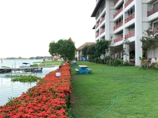 For sale 3 bed condo in Bang Sai, Phra Nakhon Si Ayutthaya