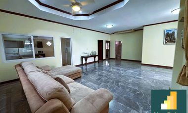 Haus zum Kauf mit 3 Zimmer in Bang Lamung, Chonburi