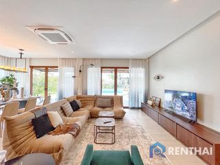For sale 3 bedrooms villa in Bang Lamung, Chonburi