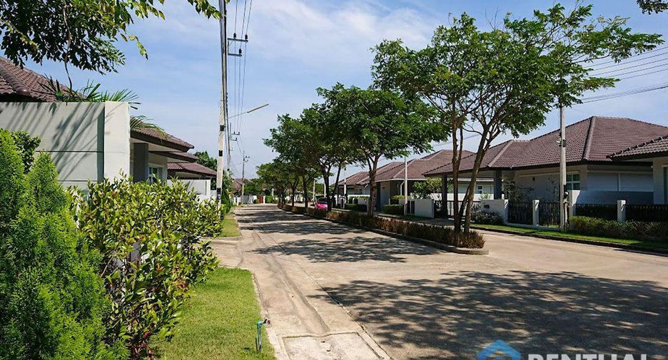 For sale 3 bedrooms villa in East Pattaya, Pattaya