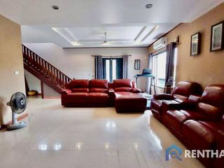 For sale 4 bedrooms house in Na Jomtien, Pattaya