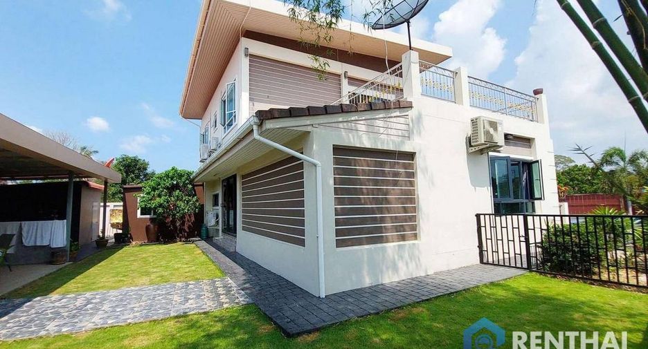 For sale 4 bedrooms house in Sattahip, Chonburi