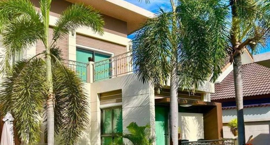 For sale 4 bedrooms house in Sattahip, Chonburi