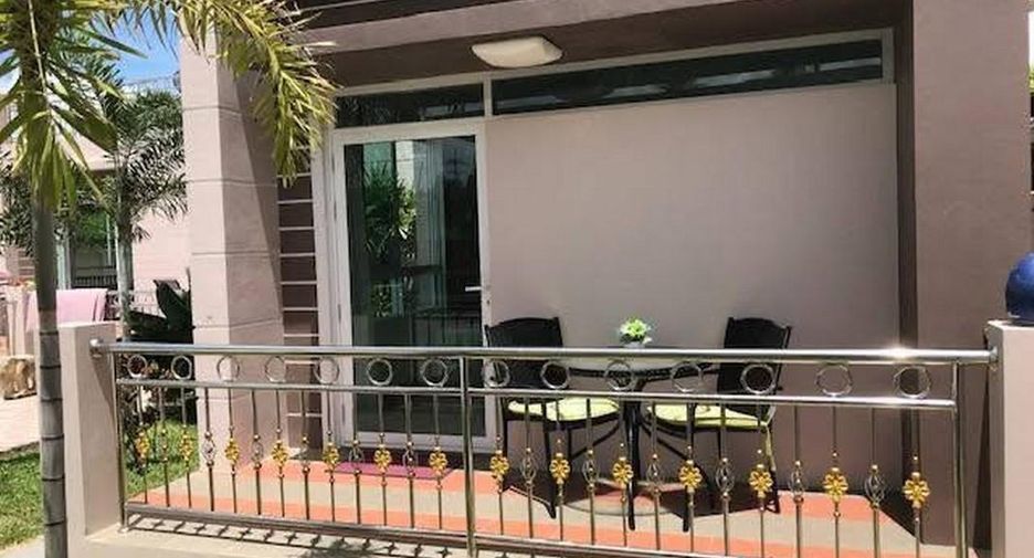 For sale 4 bedrooms house in Sattahip, Chonburi