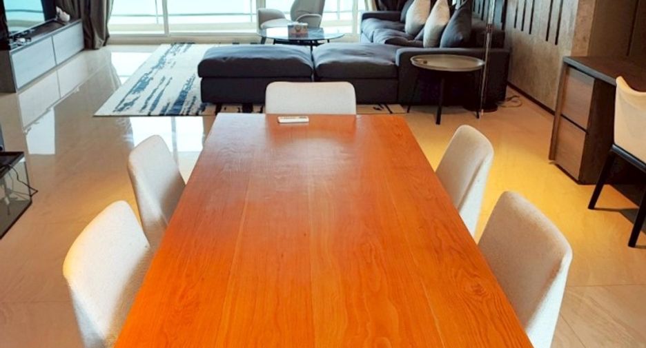 For sale 5 bedrooms condo in Jomtien, Pattaya