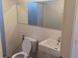 For rent and for sale 2 bed condo in Huai Khwang, Bangkok