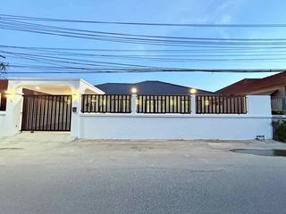 For sale 3 bed villa in Bang Lamung, Chonburi