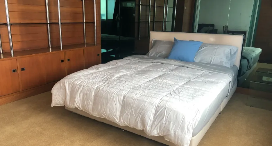 For rent 2 Beds condo in Khlong Toei, Bangkok