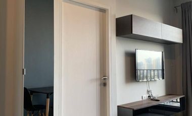 For sale 1 bed condo in Watthana, Bangkok