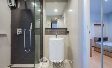 For sale 1 Beds condo in Sathon, Bangkok