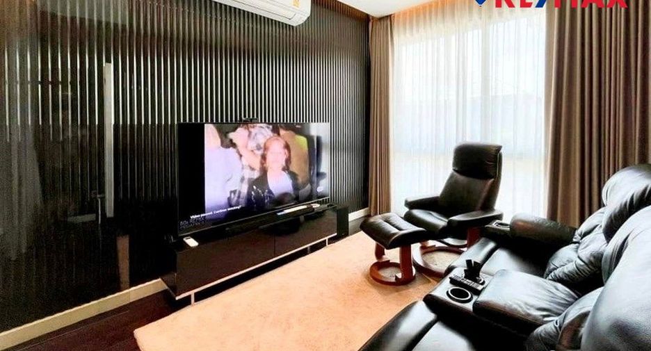 For sale 4 bedrooms house in Mueang Chon Buri, Chonburi
