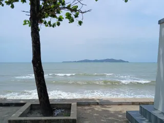 For sale 14 bed hotel in Klaeng, Rayong
