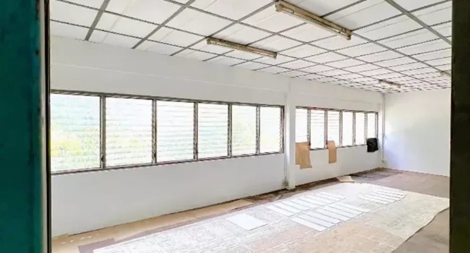 For rent warehouse in Sai Noi, Nonthaburi