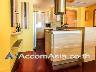For rent 3 Beds condo in Phaya Thai, Bangkok