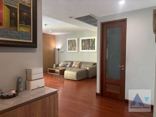 For rent 3 Beds condo in Pathum Wan, Bangkok