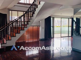 For rent 4 bed condo in Khlong Toei, Bangkok