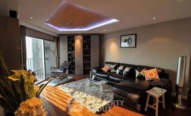 For rent and for sale 2 bed condo in Huai Khwang, Bangkok