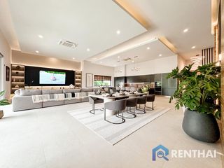 For sale 5 ベッドルーム villa in Bang Lamung, Chonburi