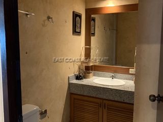 Condo en venta y en alquiler de 3 habitaciones en Na Jomtien, Pattaya