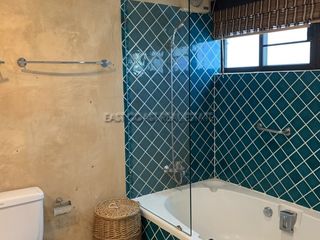 Condo en venta y en alquiler de 3 habitaciones en Na Jomtien, Pattaya